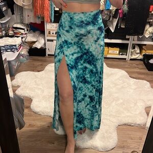 Windsor Tie Dye High Slit Maxi Skirt